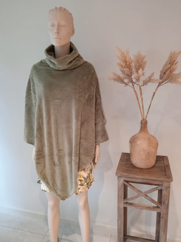 Poncho Sickel Olive